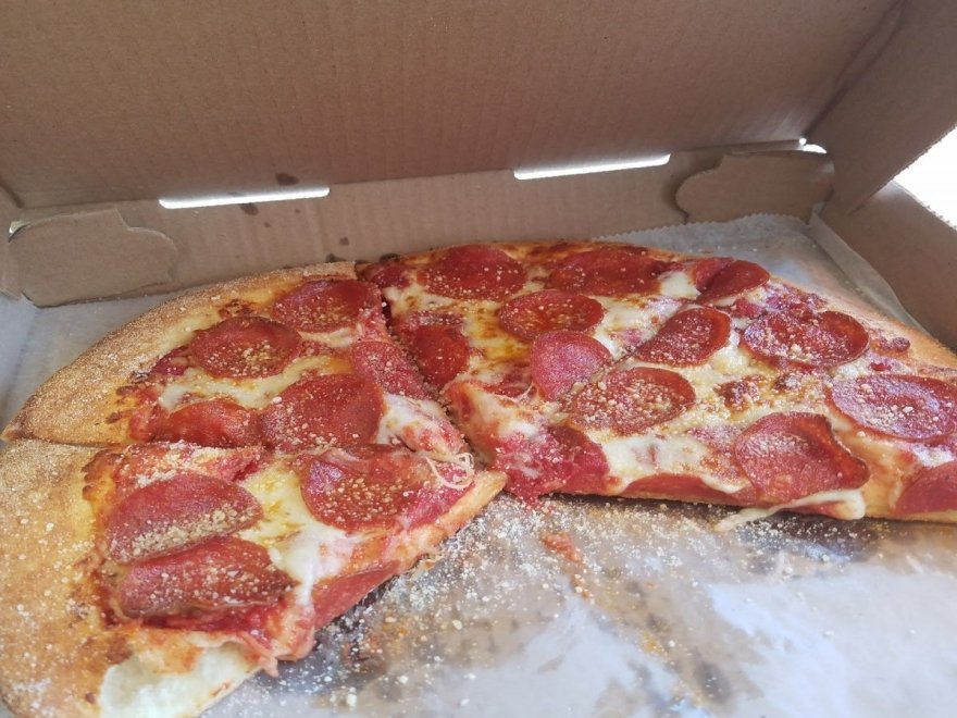 Caruso Pizza