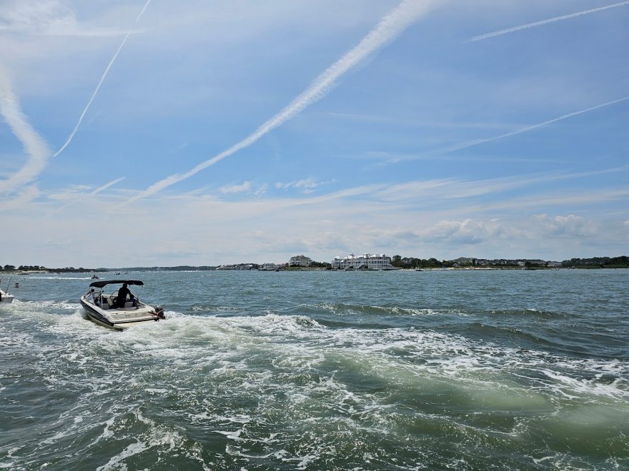OC Rocket Speedboat