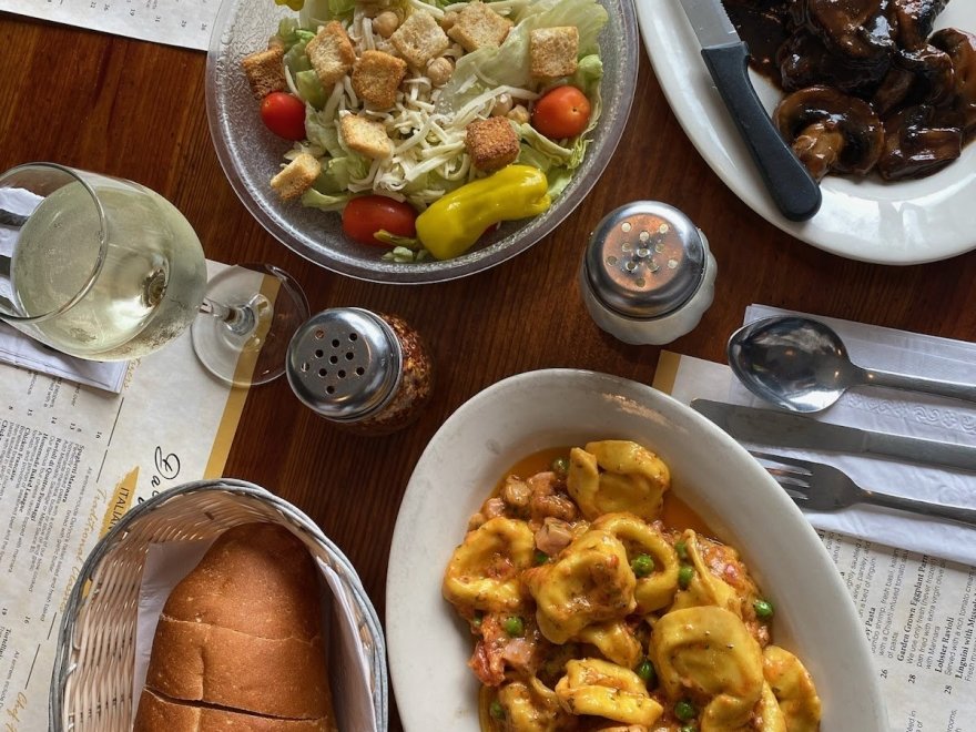 DaVinci's by the Sea