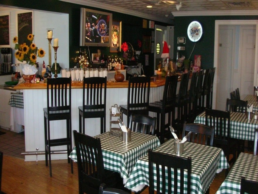 Lizzie's Cafe & Bistro 142nd St.